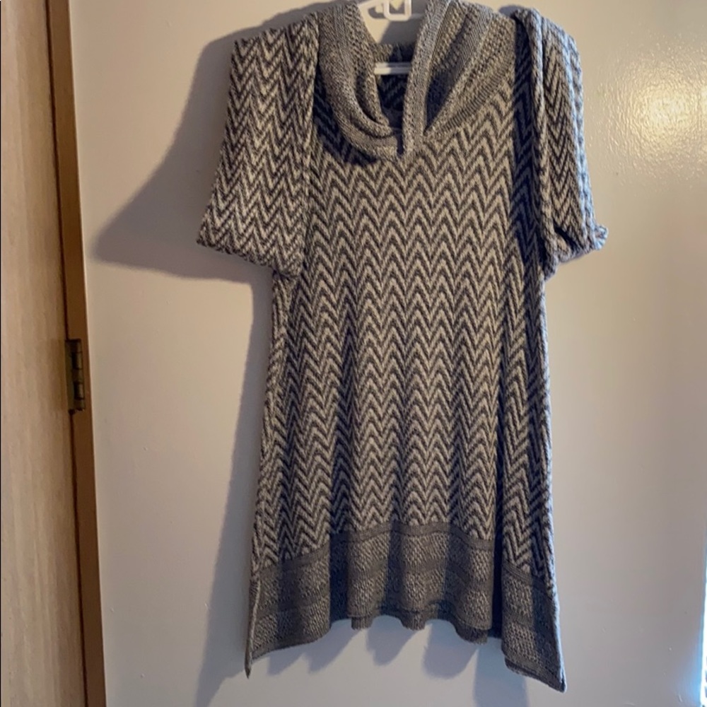 Long sleeve sweater
